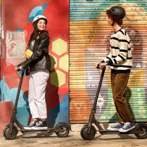 Trotinete Eléctrica Xiaomi Mi Electric Scooter Essential Preta