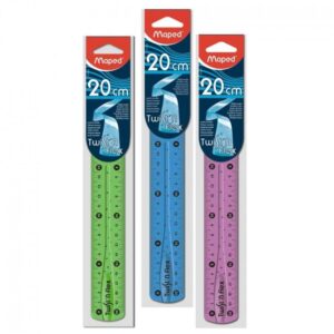 Régua flexível de 20 cm Maped Twist'n Flex fabricada em material inquebrável. Possui dupla graduação para uma leitura precisa e está disponível em cores sortidas: azul / rosa e verde